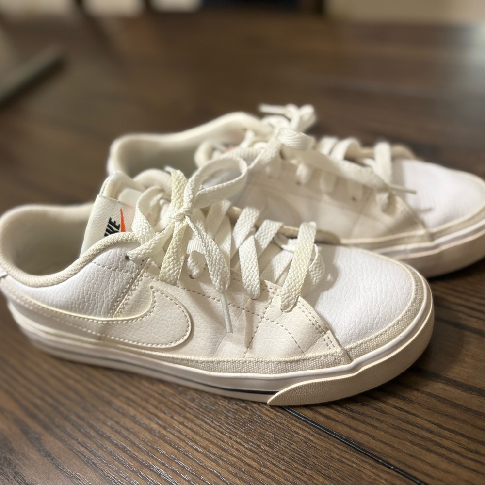 Nike Women’s Court Legacy Lift Shoes